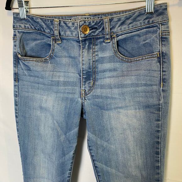 American Eagle Outfitters Women’s Size‎ 6 Hi-Rise Jeggings Light Wash - Picture 2 of 12